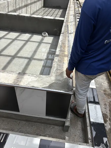 Andakira, Patong — preparing the pool edge