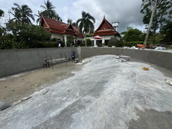 Five-Villa Lagoon — the shell rendered out