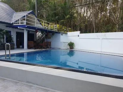 Guesthouse, Kathu — the pool and the light terrace around it