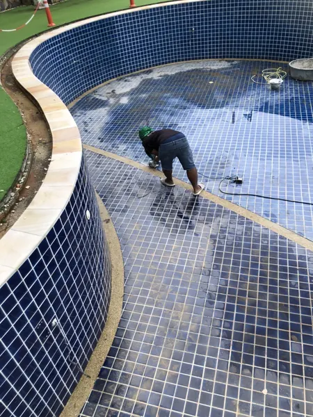 Karon Butterfly Condominium — cleaning the old pool before the works