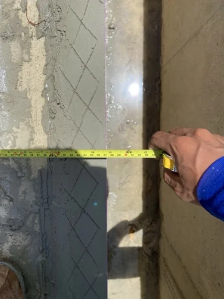 Private Villa, Laguna — plastering the corner edge
