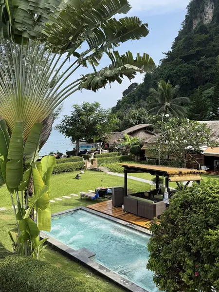 Mama Beach Residence, Phi Phi — the pool by the beach, by day