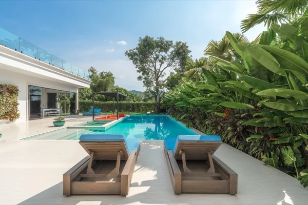 Private Residence, Laguna — the pool terrace