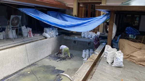 Banyan Tree Villa — the pool stripped out