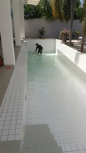 Private Villa — New Pool Steps — the pool drained for the work
