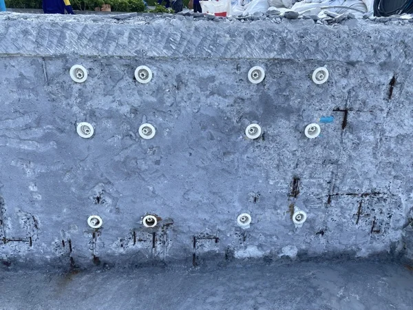 The SIS Kata — fittings set into the pool wall