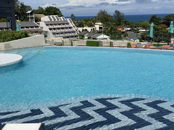 The SIS Kata — the pool and its deck pattern