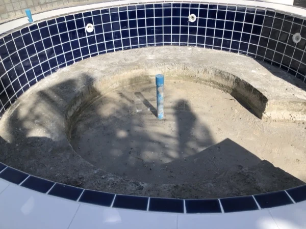 Sugar Marina Lagoon — the tiled sunken seating, ready for the PebbleCrete Classic floor