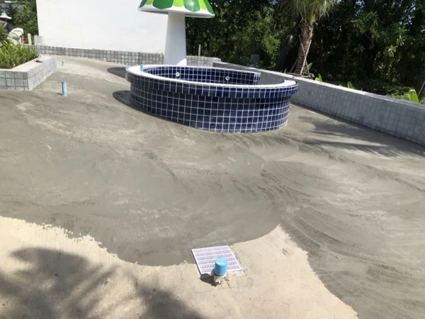 Sugar Marina Lagoon — the prepared floor and the tiled jacuzzi