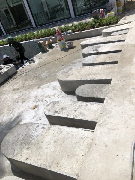 Sugar Marina Lagoon — the cast pads before the finish