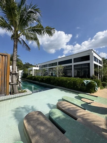 Sugar Marina Lagoon — the pads seen from the water