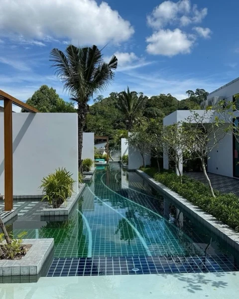 Sugar Marina Lagoon — the pool between the buildings
