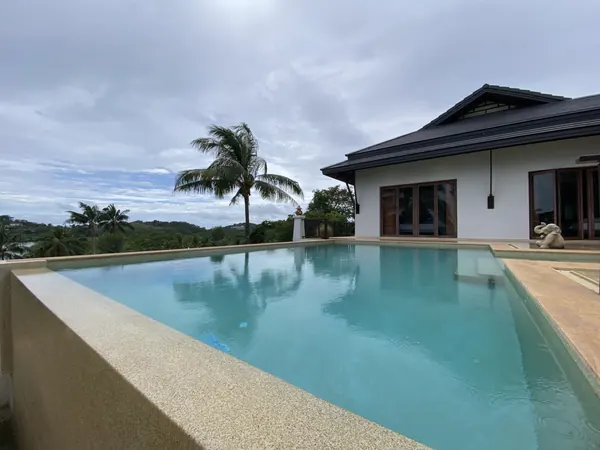 The Estate, Ao Po — the overflow edge in Sandy Beach