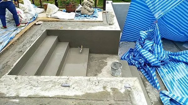 The Estate, Ao Po — the new steps formed