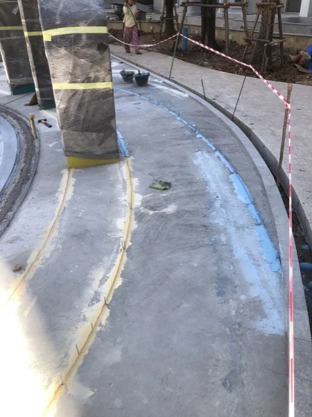 Title Serenity, Nai Yang — the pool edge marked out