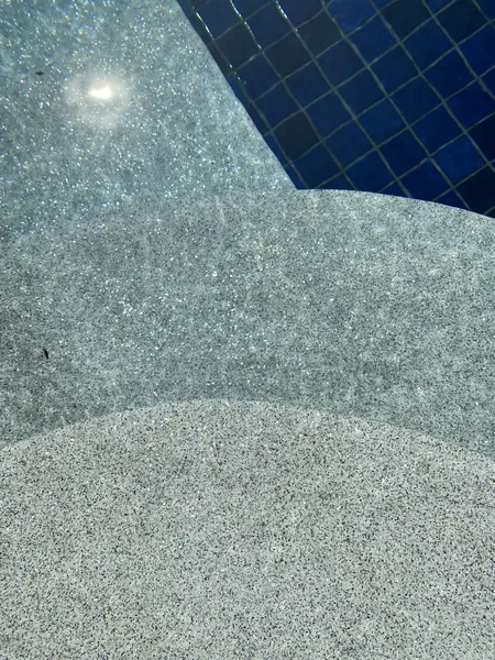 Vista del Mar, Naithon — Sea-View Pool — the step edge under water