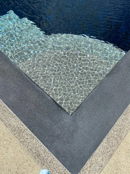 Vista del Mar, Naithon — Sea-View Pool — the coping corner above the steps