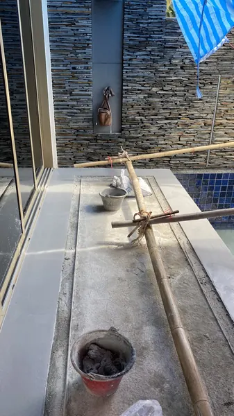 Vista del Mar, Naithon — Terrace Pool — preparing the coping along the pool